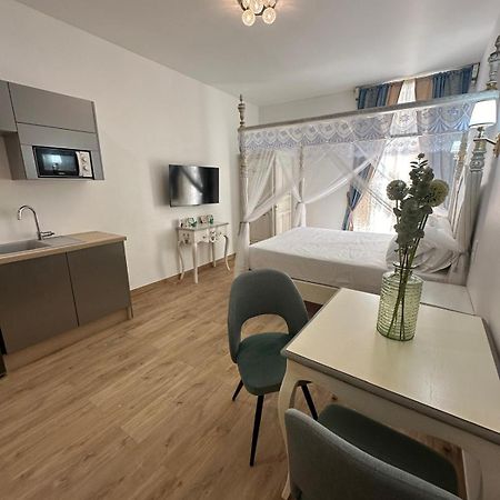 Studio A Baldaquin Du Cloitre Нарбонна Экстерьер фото