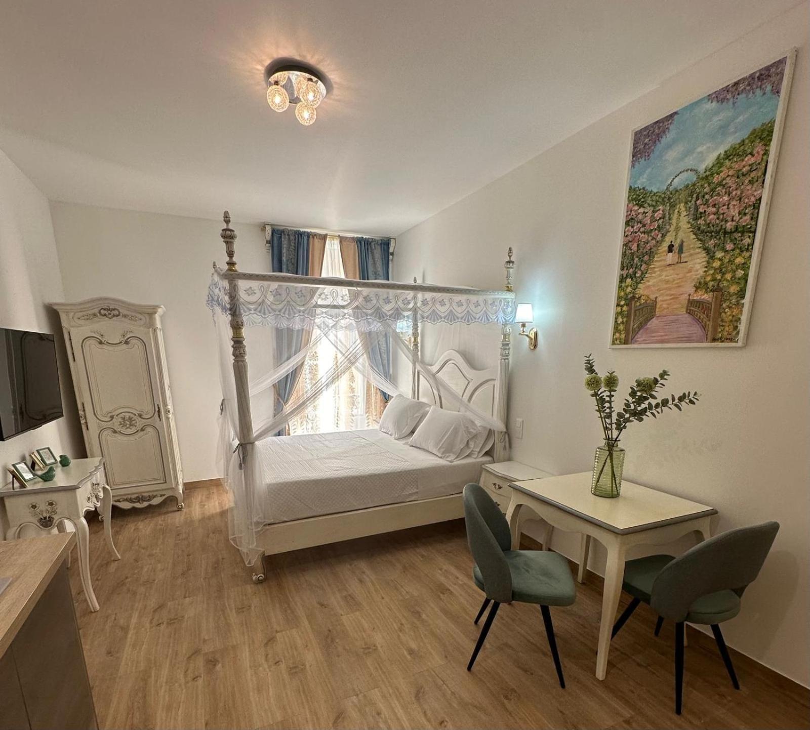 Studio A Baldaquin Du Cloitre Нарбонна Экстерьер фото
